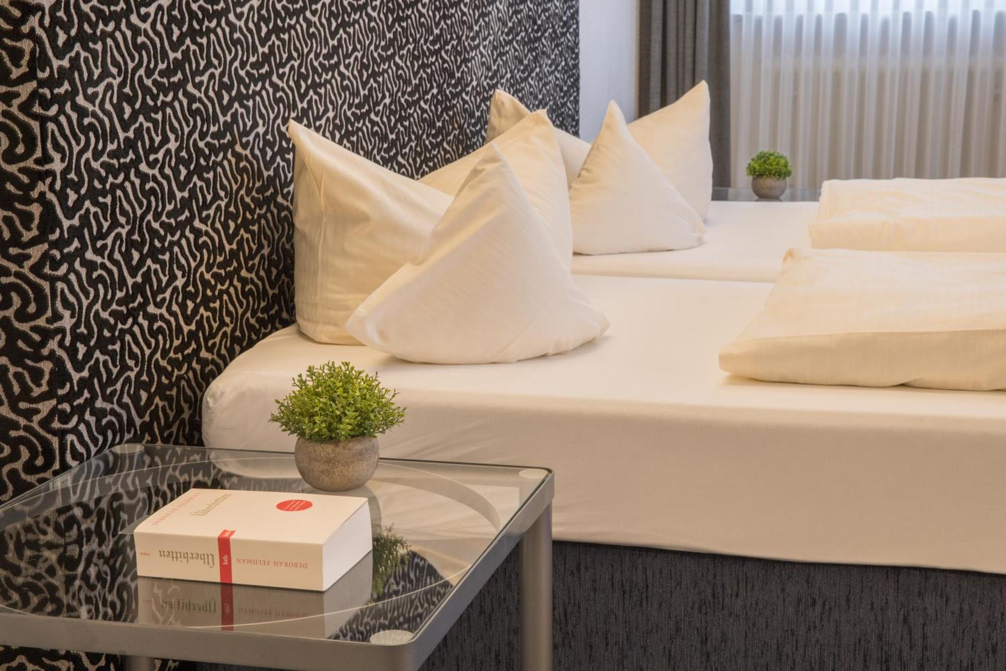Hotel Am Kurpark Spaeth Bad Windsheim Esterno foto